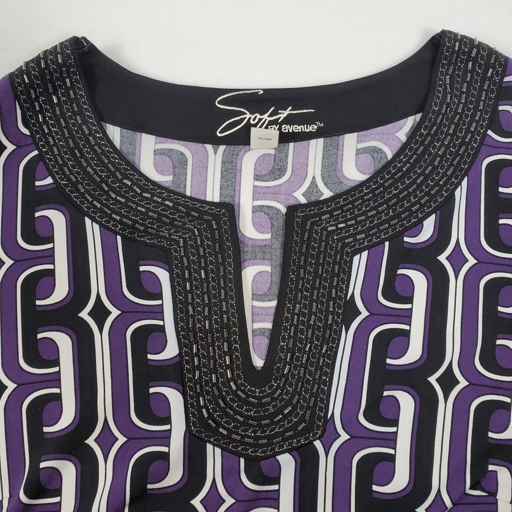 Soft by‎ Avenue Geometric Print Beaded Neckline Long Sleeve Tunic Women 14/16 - Picture 4 of 9